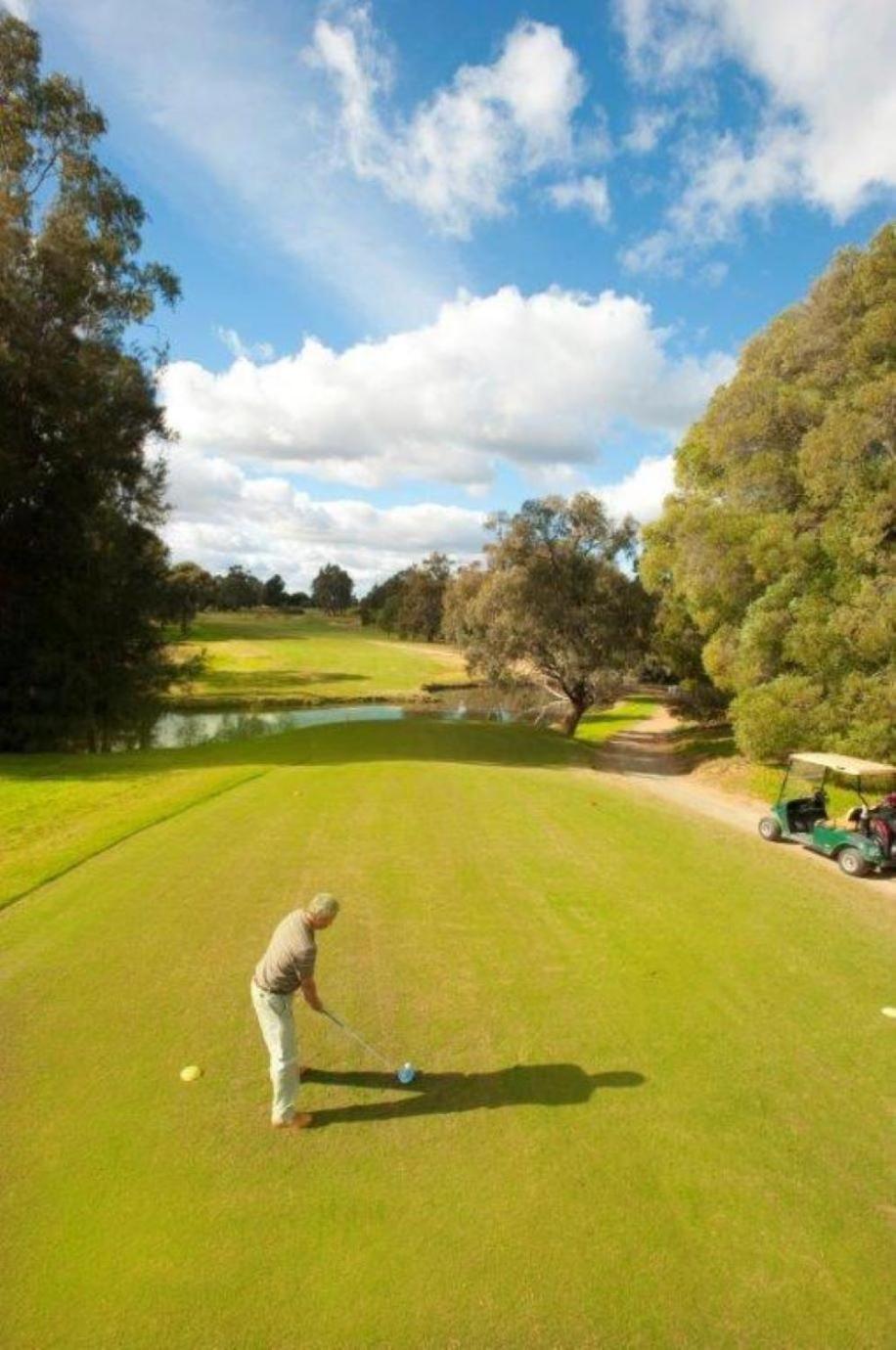 cluBarham Golf Resort Exterior foto